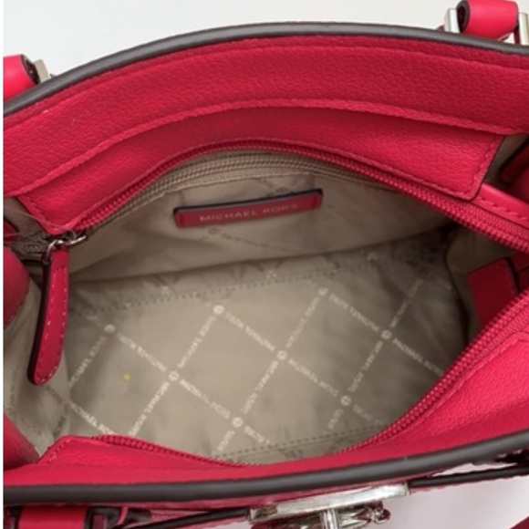 Michael Kors Hamilton Small Satchel Shoulder Crossbody Bag 
Electric Pink
NWT - Picture 10 of 14